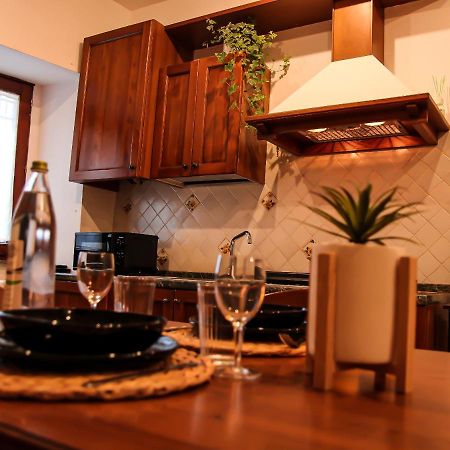 Апартаменти Casa Armanni - La Tua Casa Di Pietra Губбіо Екстер'єр фото